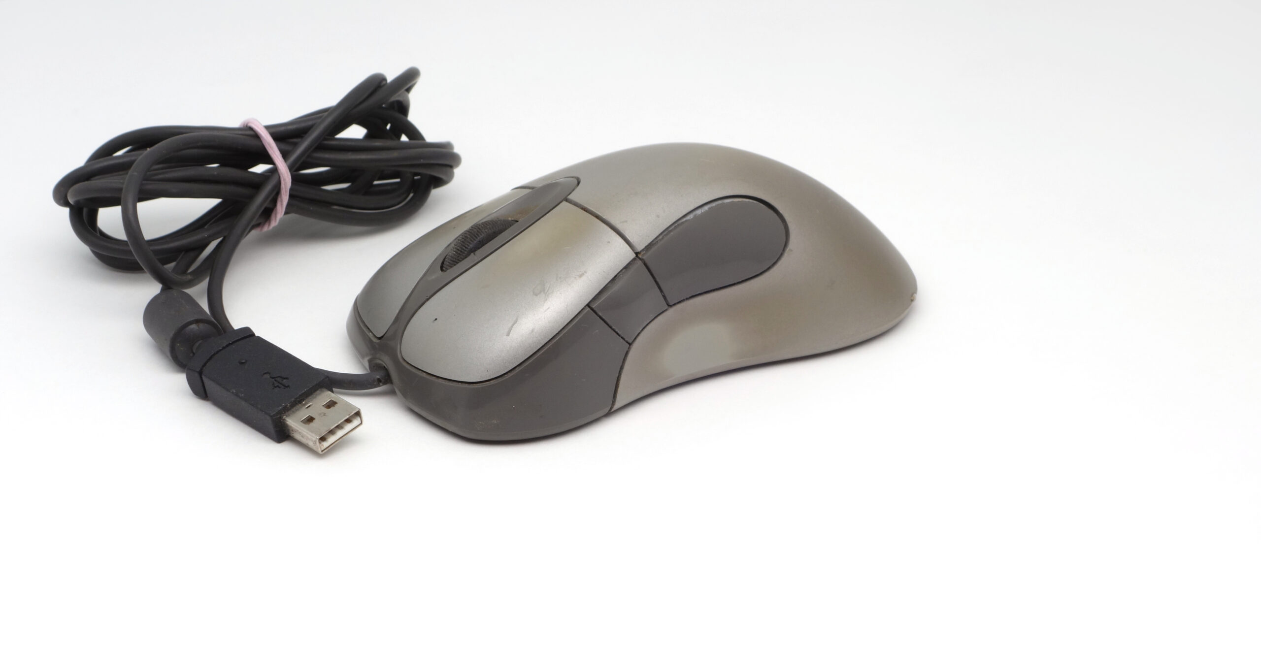 １９５０年製 シリアル００１MIGHTY MOUSE 1999 – Microsoft IntelliMouse Explorer mouse – Mouses
